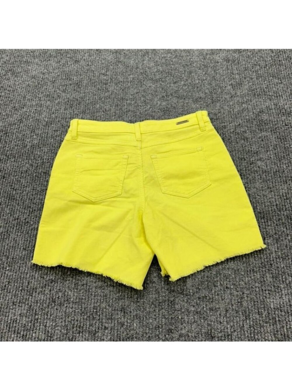 Carve Designs Oahu Citron Corduroy Cut Off Frayed Hem Shorts Preppy Womens sz 6 - Picture 6 of 9